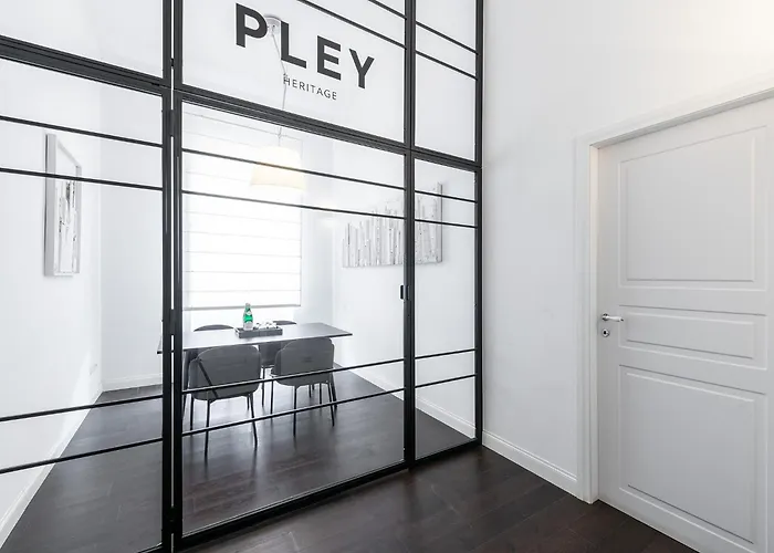 招待所 Pley Boutique